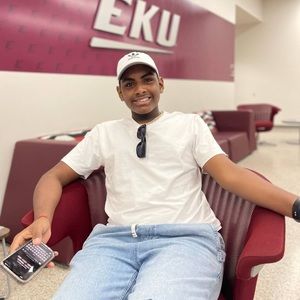 Meet your Posher, Manuel alejandro